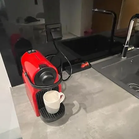 Luxury High-tech *