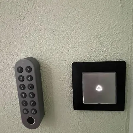 Luxury High-tech Apartament Larissa